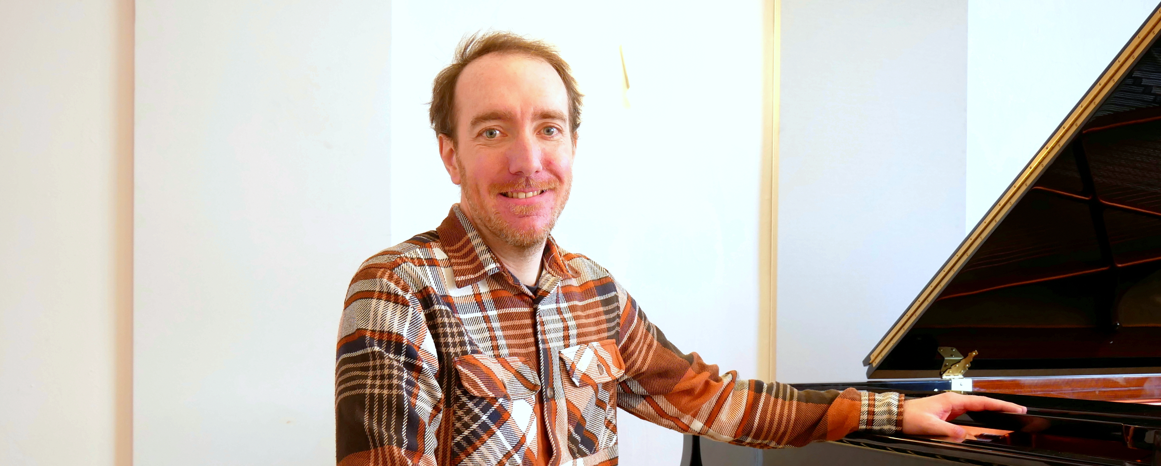 Joshua Tindall – Klavier, Jazzklavier