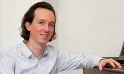 Maximilian Szadziul, Klavierlehrer an der Musikschule Philharmonika Berlin