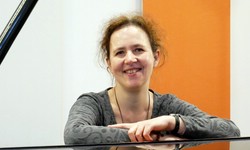 Klavierlehrerin Tatjana Kubala für Klavier an der Musikschule Philharmonika in Berlin-Charlottenburg/Wilmersdorf - Klavierunterricht