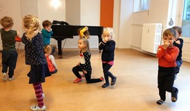 Musikalische Früherziehung an der Musikschule Philarmonika, Berlin-Charlottenburg/Wilmersdorf